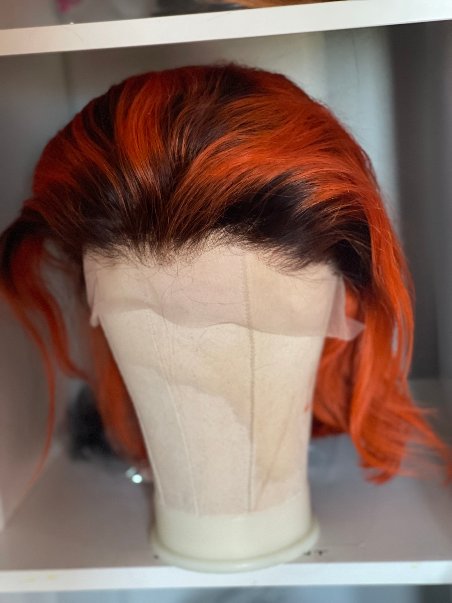 Lace frontal coloré bob glueless
